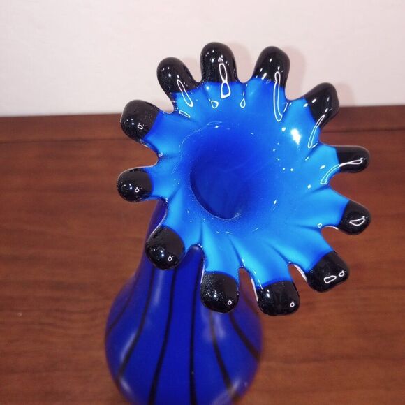 Blue/Black Flower Shaped Vase by Eastern - Picture 2 of 4